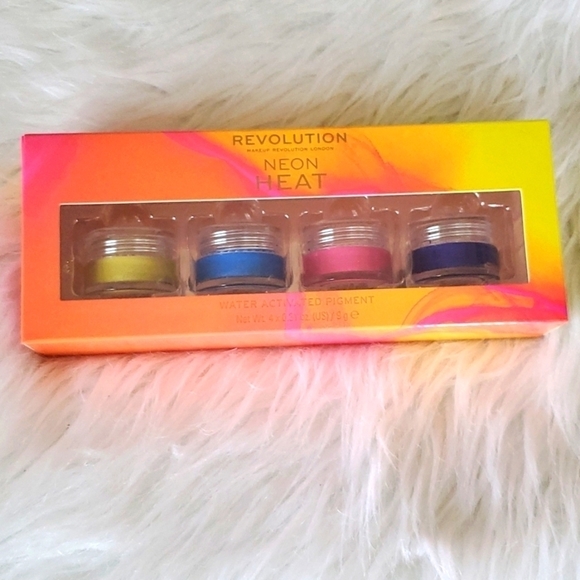 MAKEUP Revolution Hydra Liner Set - Picture 1 of 5